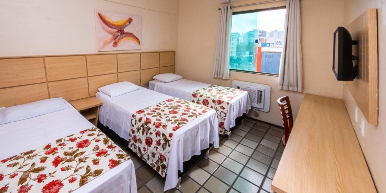 Hotel Dan Inn Express Salvador By Nacional Inn Exteriör bild