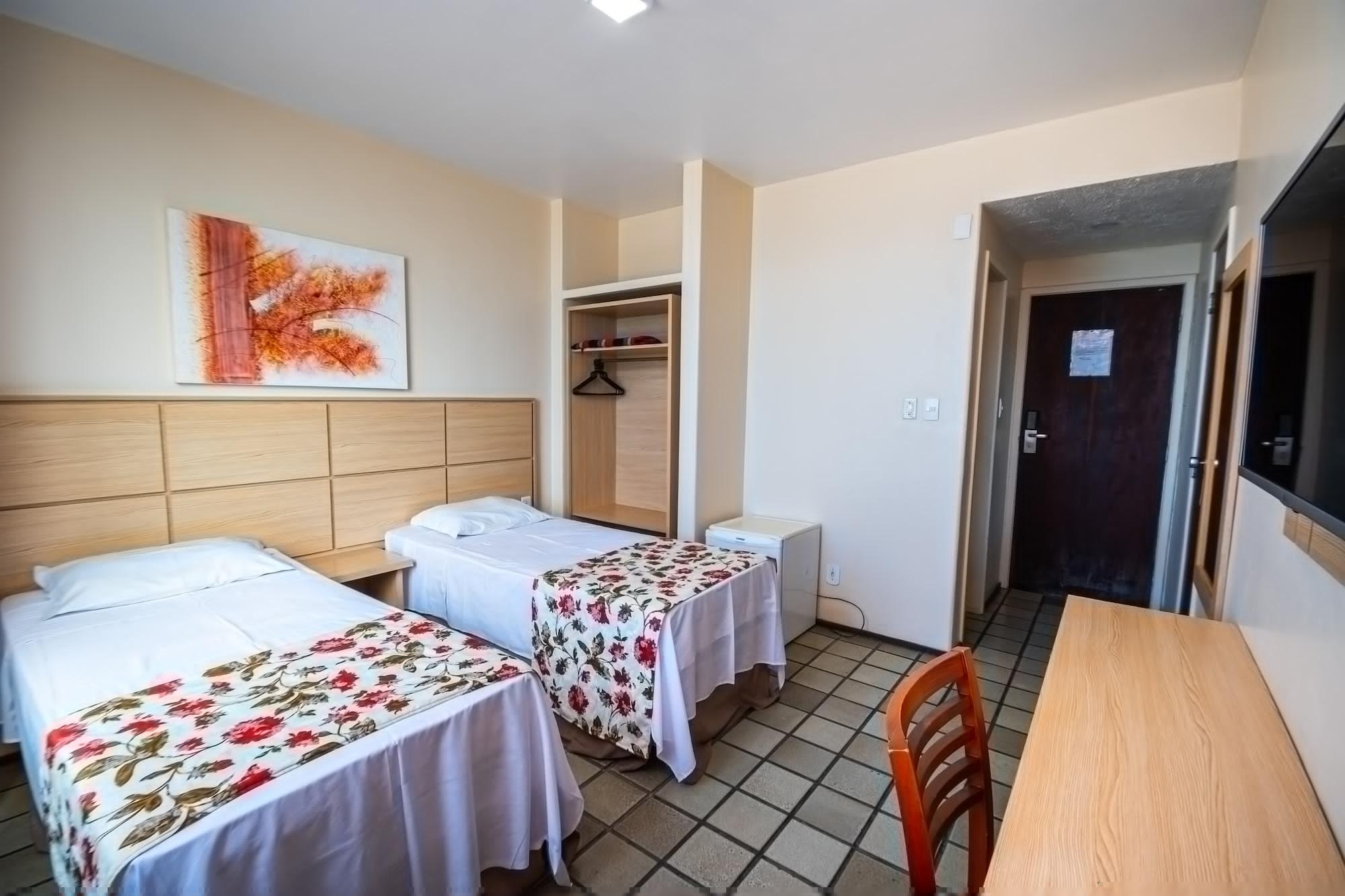 Hotel Dan Inn Express Salvador By Nacional Inn Exteriör bild